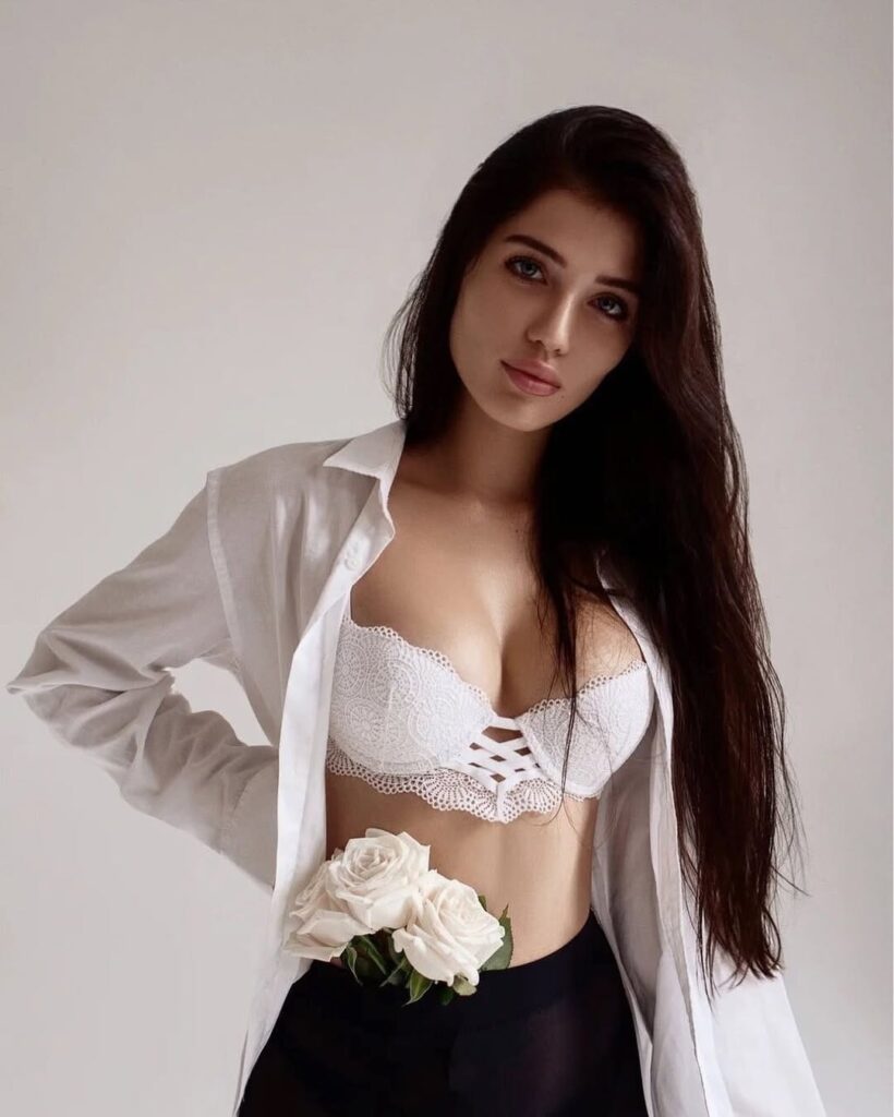 Alina Enero Age, Height, DOB, Net Worth, Fact, and Biography