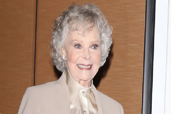 Who Is Lizabeth Lockhart